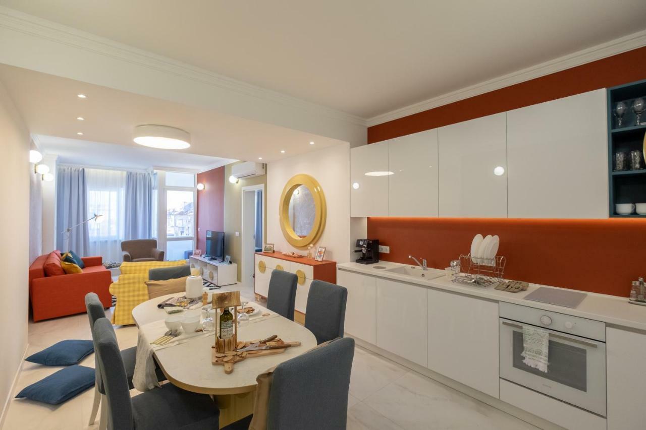 Vitosha Blvd 3-Bedroom, 2-Bathroom Lux Suite Sófia Exterior foto